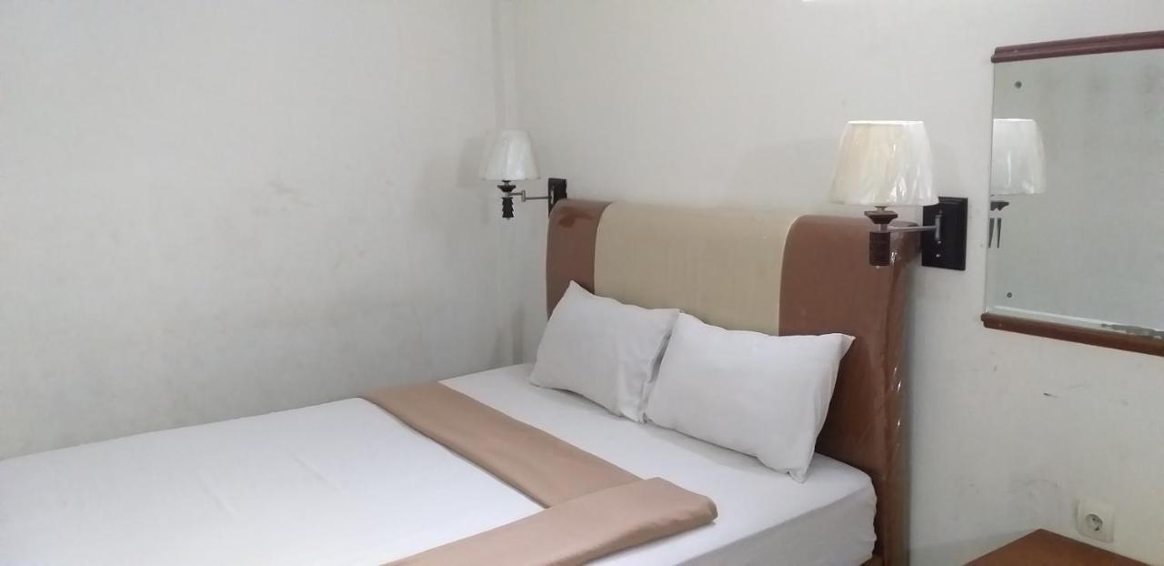 Intan Hotel פורוואקרטה מראה חיצוני תמונה