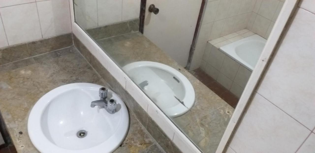 Intan Hotel פורוואקרטה מראה חיצוני תמונה