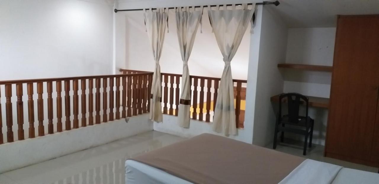Intan Hotel פורוואקרטה מראה חיצוני תמונה