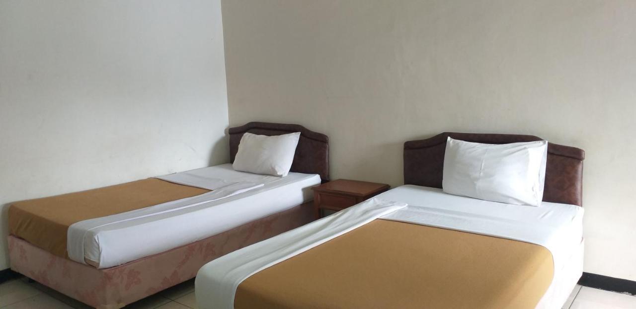 Intan Hotel פורוואקרטה מראה חיצוני תמונה