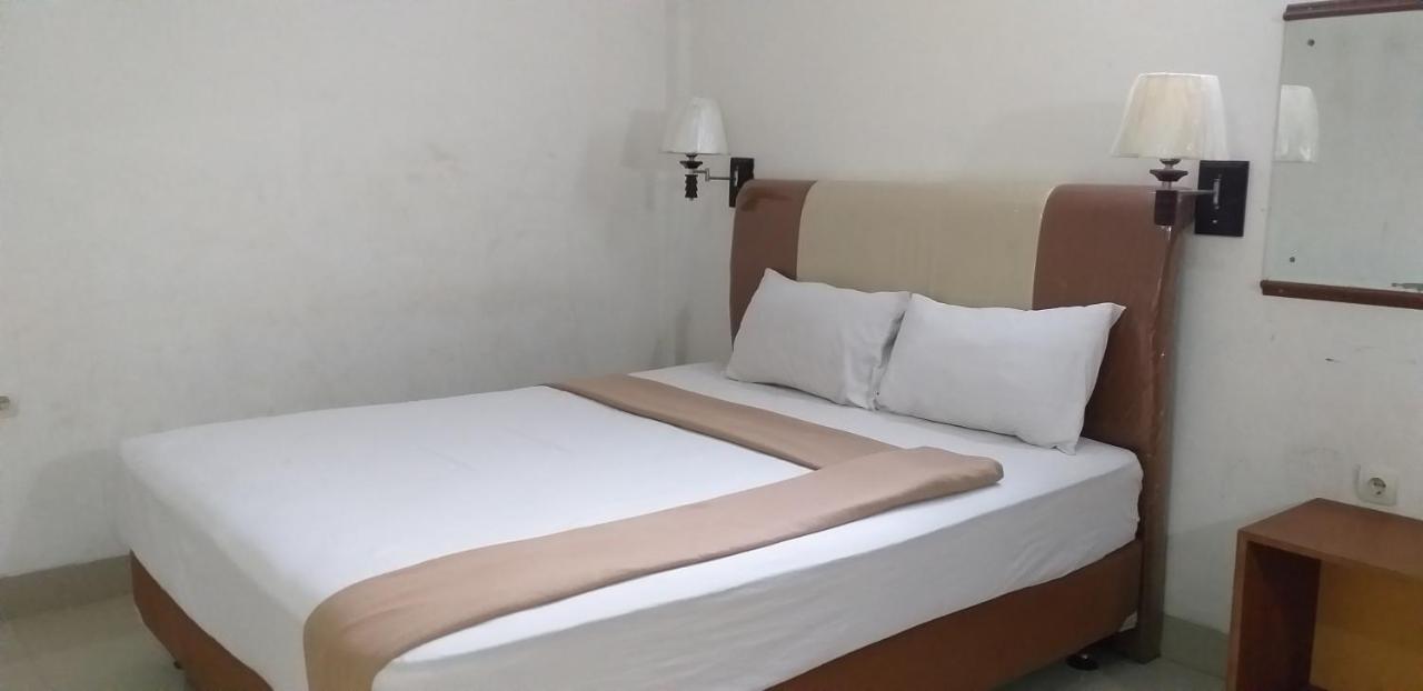 Intan Hotel פורוואקרטה מראה חיצוני תמונה